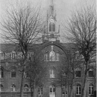 1939 - Cour des scolastiques